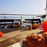 بيت ضيافة Brezza Marina
